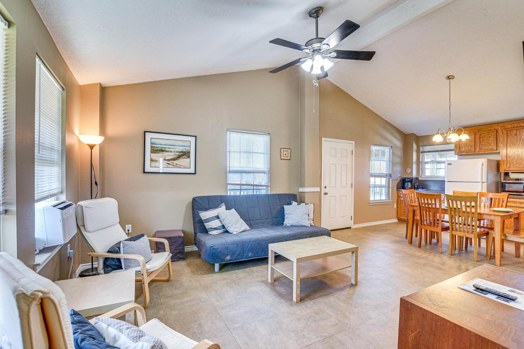 Crystal Beach Home With 2 Grills Walk To Shore! Εξωτερικό φωτογραφία