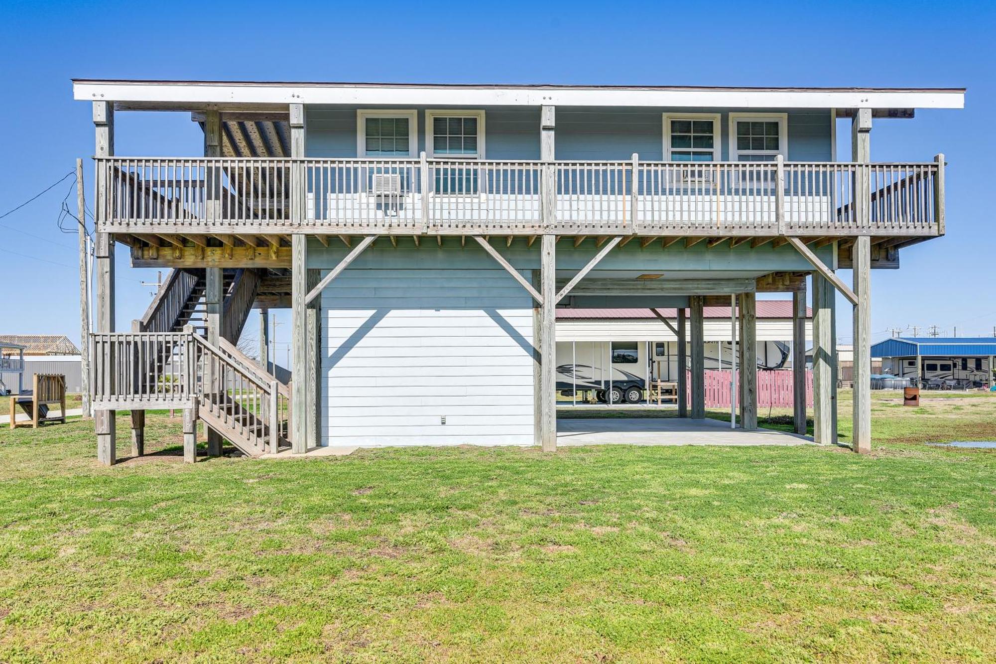 Crystal Beach Home With 2 Grills Walk To Shore! Εξωτερικό φωτογραφία